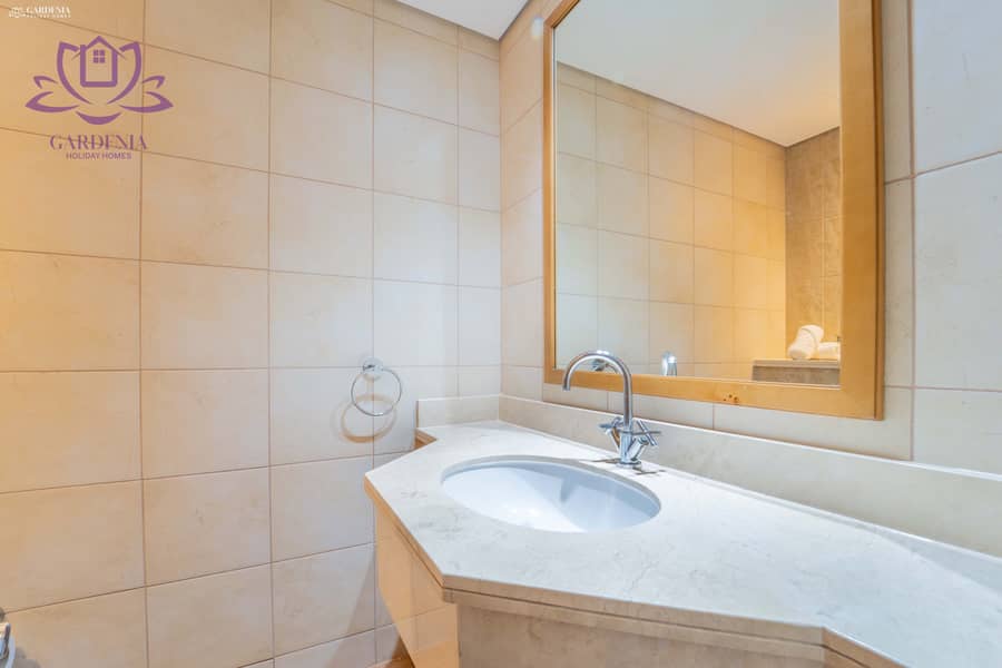 33 G bath 1. jpg
