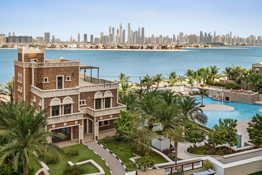 11 10 Dubai Skyline and Pool View. jpg