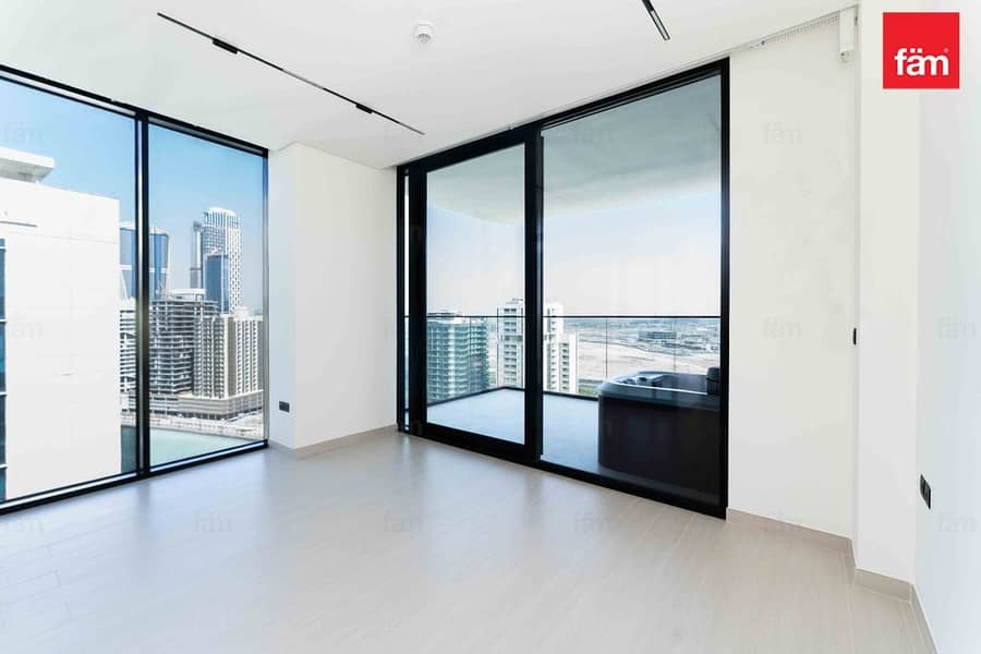 LUXURY / BRAND NEW / READY TO MOVE /BEST UNIT LUXURY / BRAND NEW / READY TO MOVE /BEST UNIT