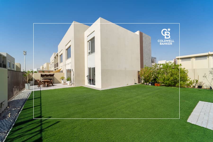 Large Plot - Landscape - Corner Unit Large Plot - Landscape - Corner Unit