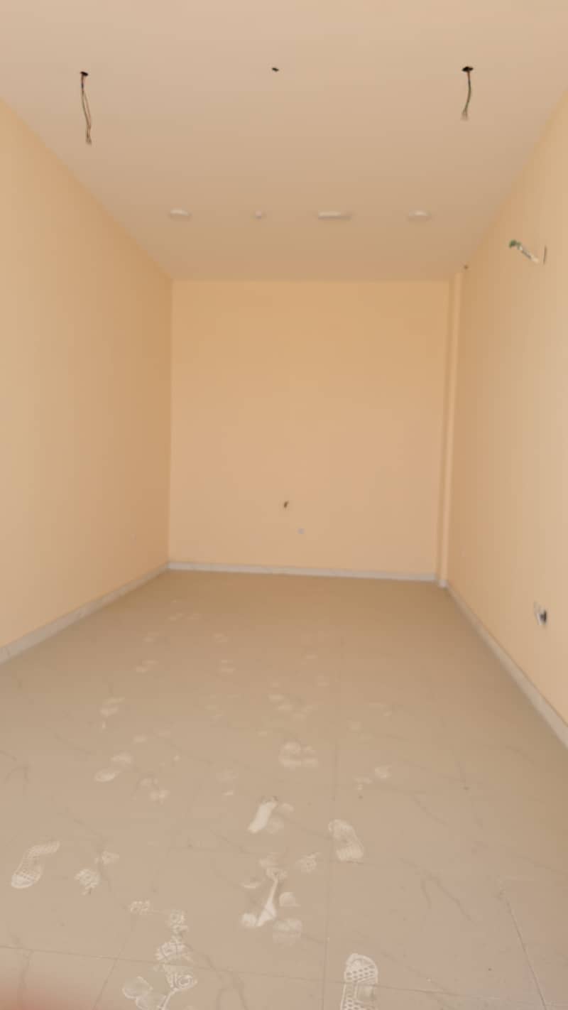 7 shop 6 thasamu  (2). jpeg