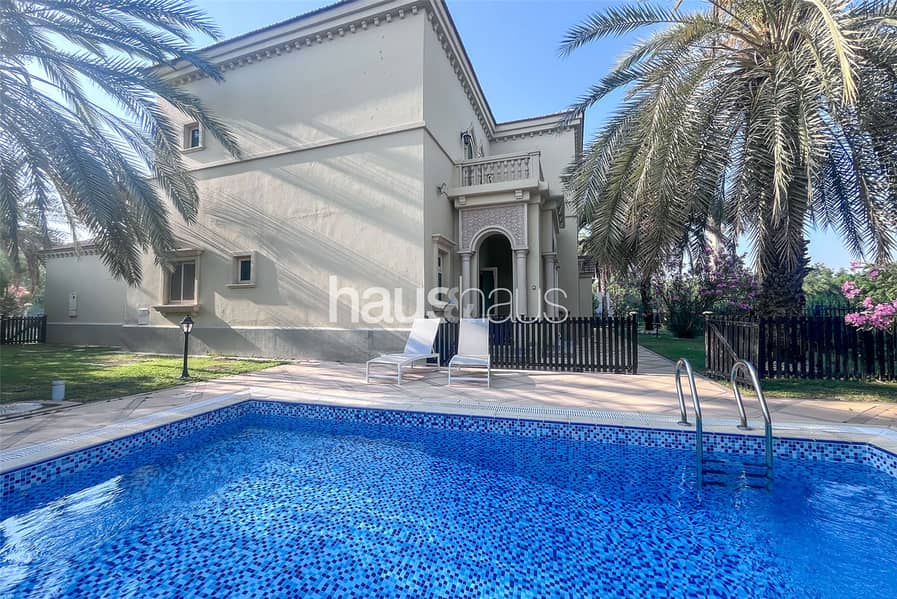 Lake views | Fantastic location | Luxury Villa Lake views | Fantastic location | Luxury Villa