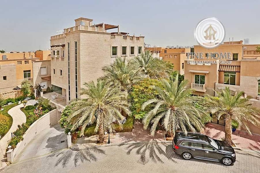 Amazing Villa 5BR.in Al Mushrif Gardens