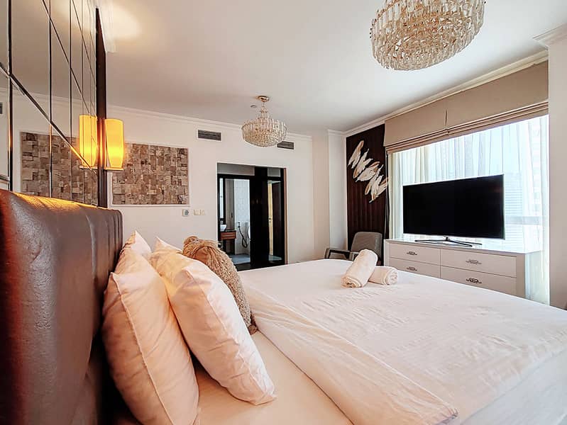 29 bedroom-mirror-12. jpg