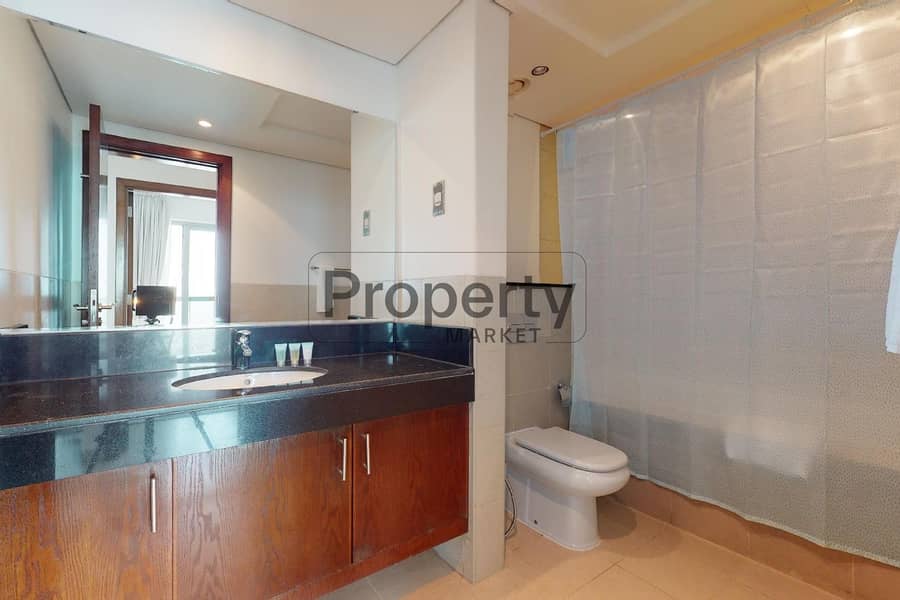 16 Downtown-8-Boulevard-Walk-1BR-08102023_115308. jpg