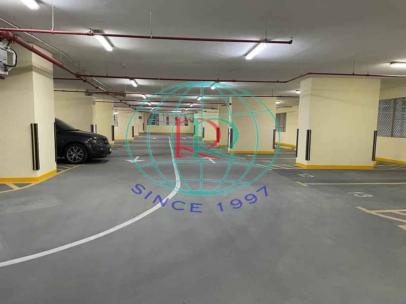 31 CD477-PARKING. jpeg