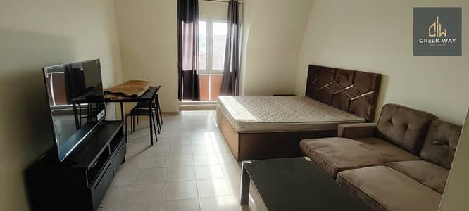 ELEGANT STUDIO APARTMENT WITH BALCONY CLOSE TO METRO STATION