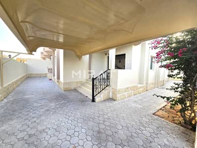 فیلا 5 غرف نوم للايجار في جميرا، دبي - IMG-20250425-WA0006. jpg