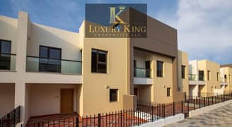 3 Bedrooms - Podium Level Townhouse