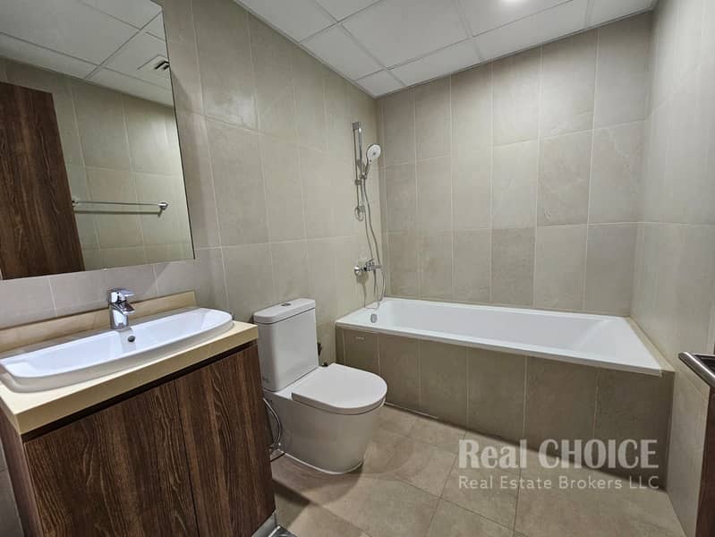 13 7096ae39-165e-4fca-b7ae-2663ecec968f. jpg