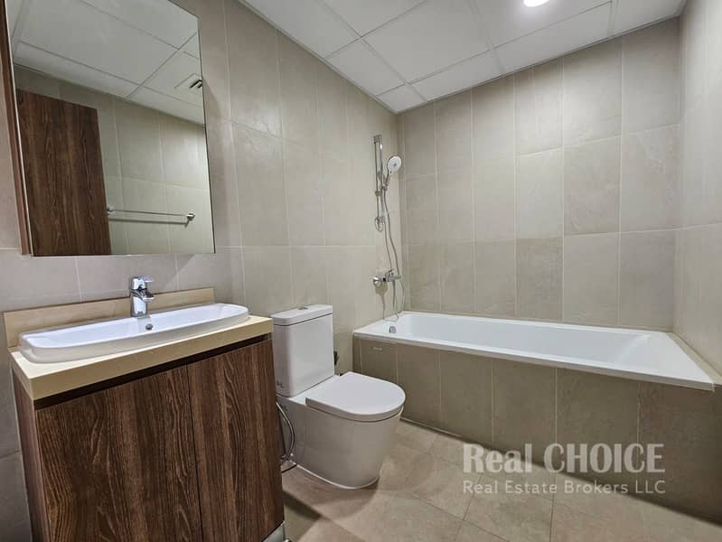 14 8df61485-d3e8-4ef1-bd21-75f0cfc60947. jpg