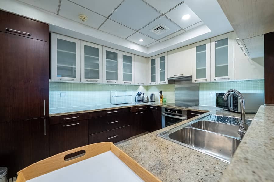 9 7RV02873-HDR. jpg