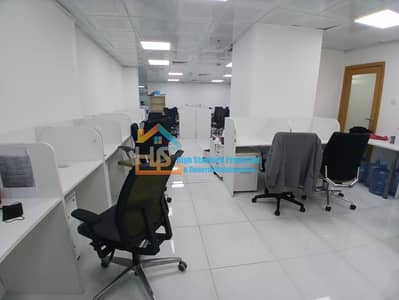 مکتب  للايجار في شارع حمدان، أبوظبي - WhatsApp Image 2025-04-25 at 9.56. 04 PM. jpeg
