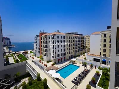 2 Bedroom Apartment for Rent in Jumeirah, Dubai - Corner Unit | Sea and Pool View | Fully Furnished 2 Bedroom Apartment for Rent in Jumeirah, Dubai - Corner Unit | Sea and Pool View | Fully Furnished