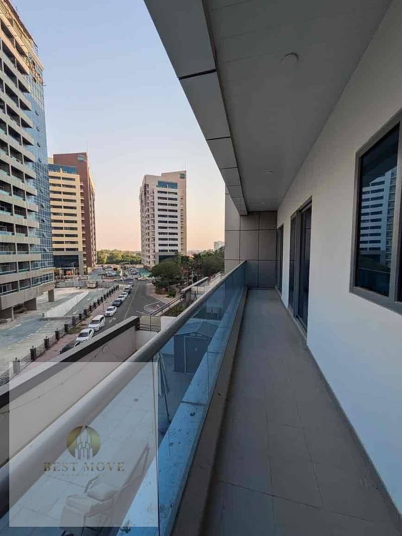 7 ac04ea75-42bd-4e16-adb2-5037316ed238. jpg