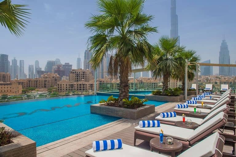 24 Damac pool 1. jpg