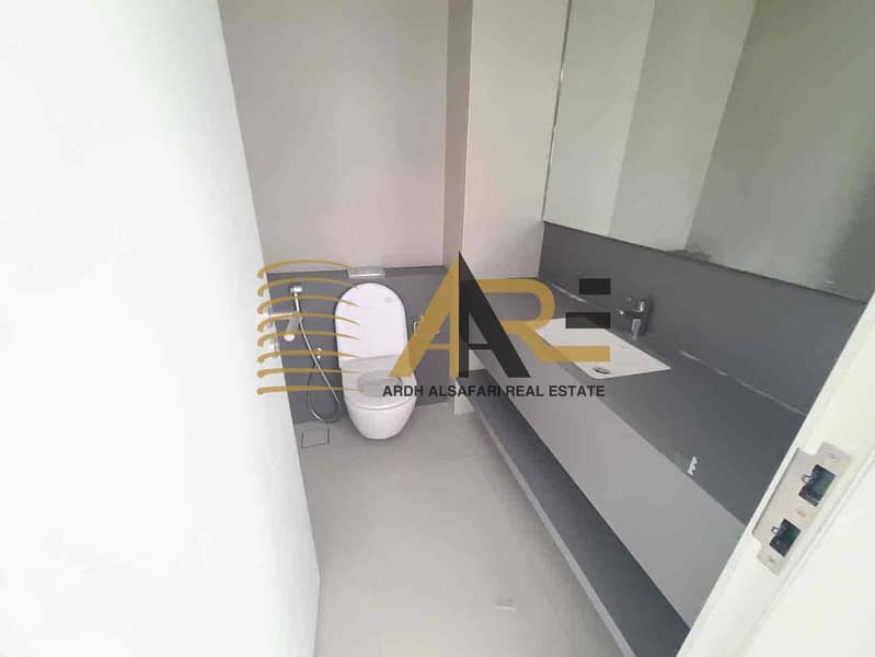 17 6aed0849-c21a-403d-b63d-ae9e48f0e2a6. jpg