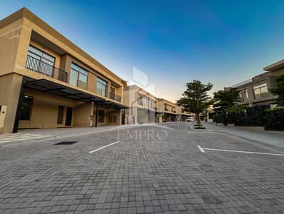 فیلا 5 غرف نوم للايجار في ليوان، دبي - 11458e5f-1b9b-11f0-8edb-1e52c594ba17. jpeg