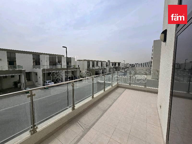 Single row | Vacant | 4 cheques | Landscaped Single row | Vacant | 4 cheques | Landscaped