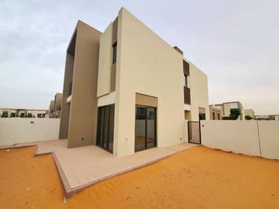 Single Row | Corner Unit | On the Pool and Park
