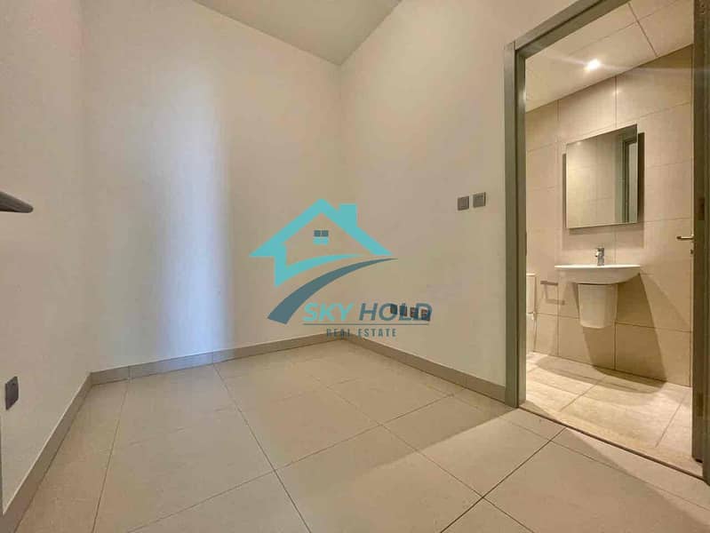 16 7115fabb-dd72-4985-b60a-cdd85917ad49. jpg
