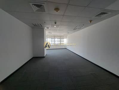 مکتب  للايجار في أبراج بحيرات الجميرا، دبي - WhatsApp Image 2025-04-26 at 3.28. 42 PM (3). jpeg