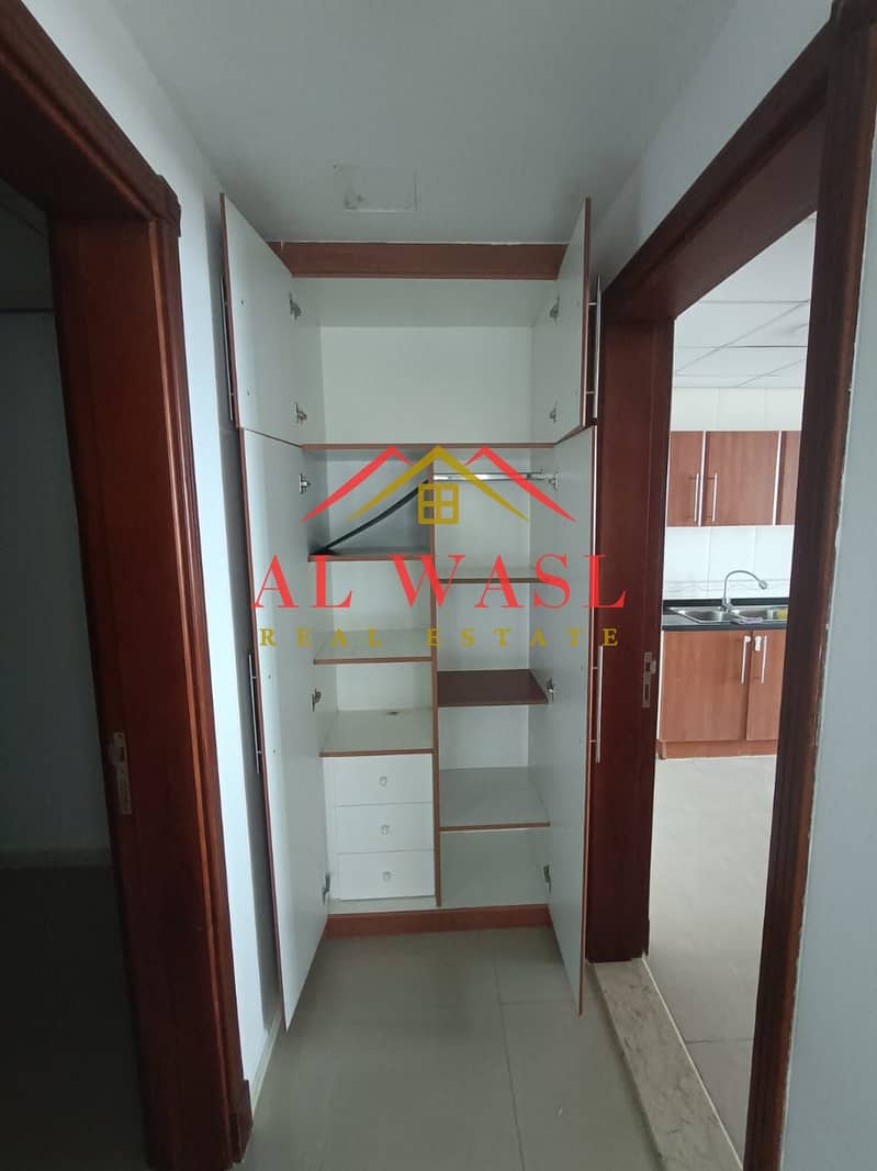 10 48ca0bb3-47fc-437d-a142-5303189aaeb5. jpg