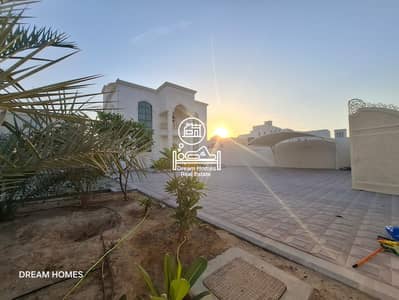 7 Bedroom Villa for Rent in Madinat Al Riyadh, Abu Dhabi - 1. jpg