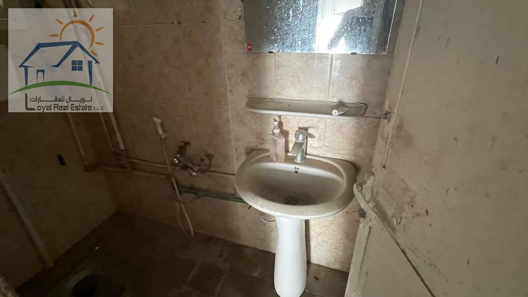 7 Bldg 413 Labor Toilet. jpg