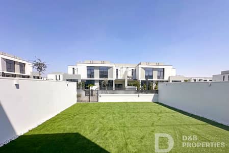 3 Bedroom Townhouse for Rent in Al Furjan, Dubai - Spacious Layout | Near Amenities | Great Location
