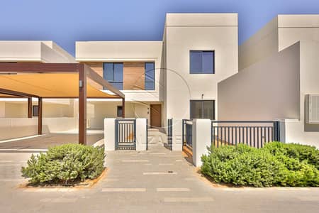 Semi Corner Villa | Facing the Clubhouse