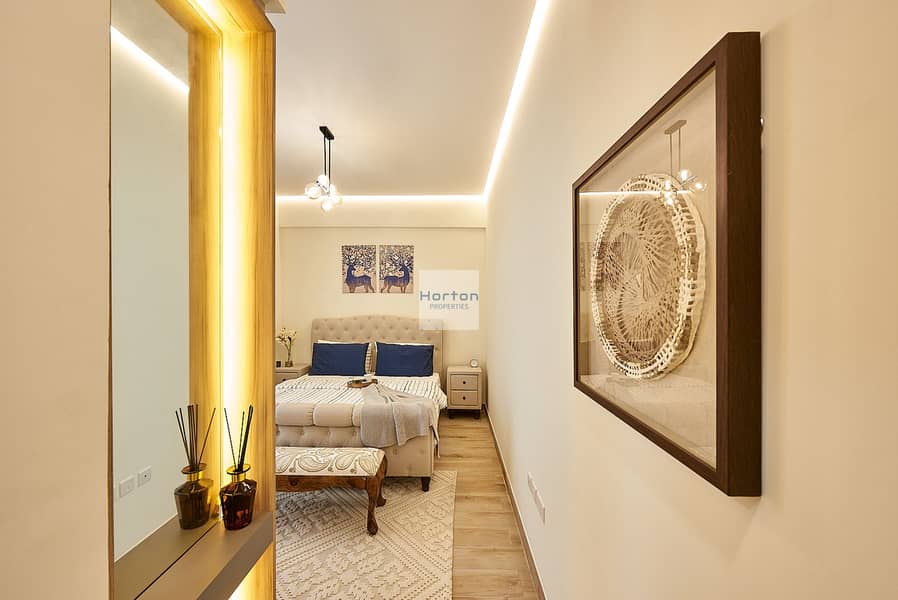 2 bedroom-entrance. JPG