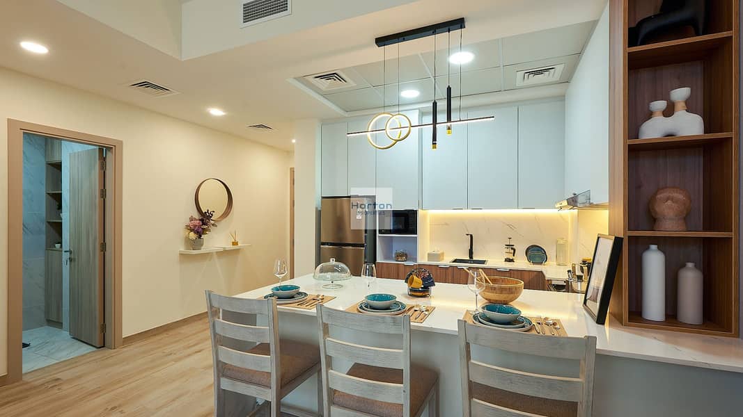 5 dining-kitchen. JPG