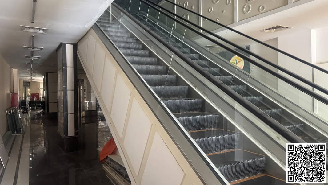 12 commercial-office-parking-floor-gymnasium (3). jpeg