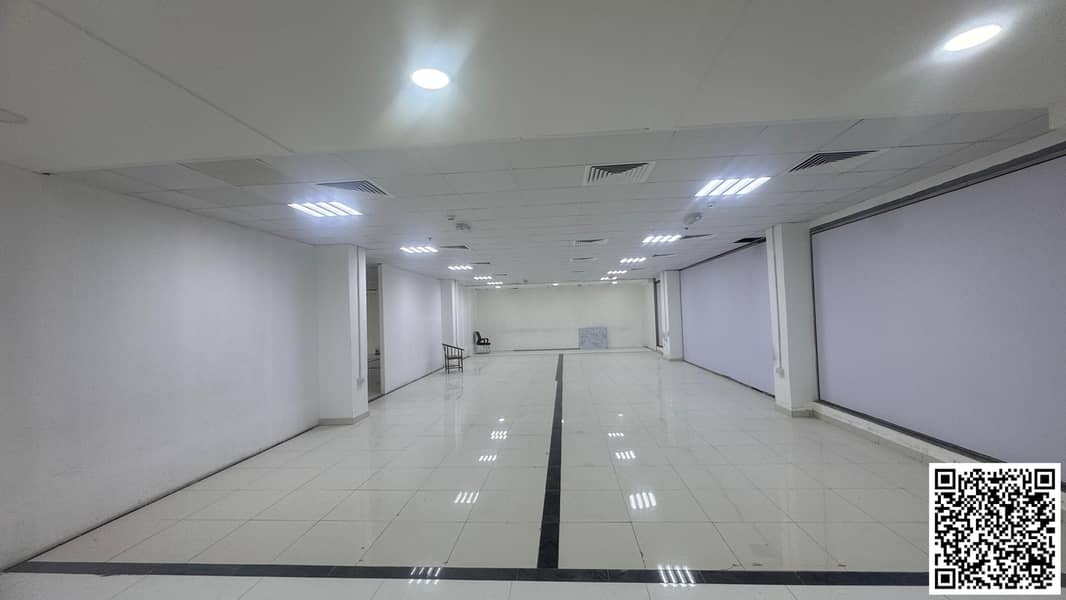 21 commercial-office-parking-floor-gymnasium (16). jpeg