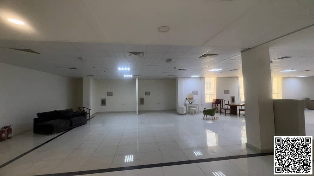 48 commercial-office-parking-floor-gymnasium (44). jpeg