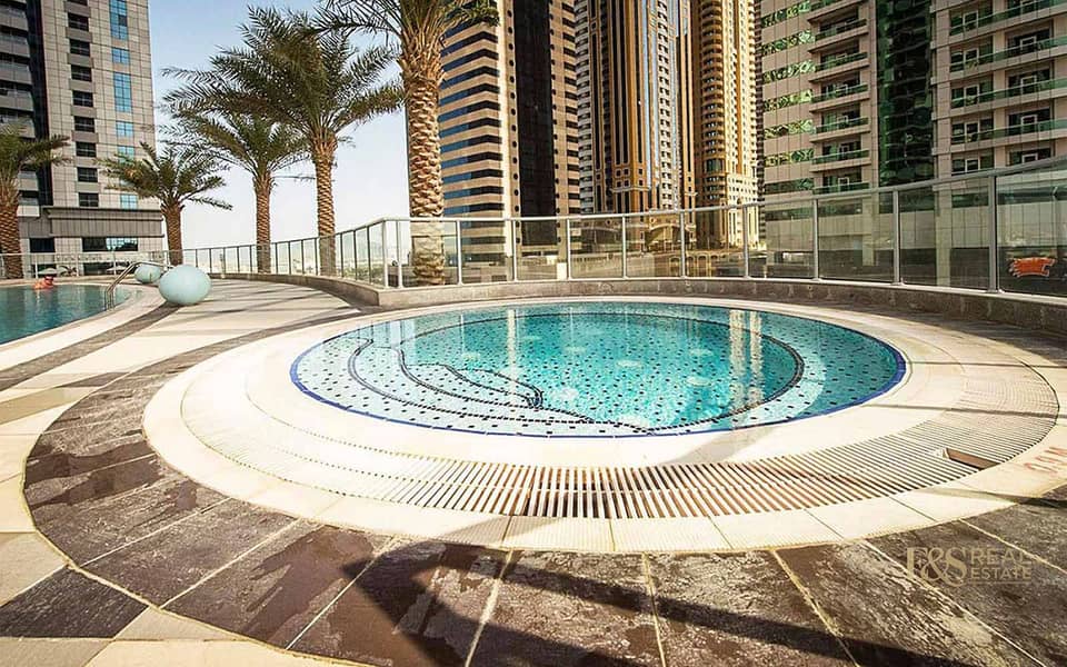 8 64745289ec978e6b93e435c1_torch-pool-1. jpg