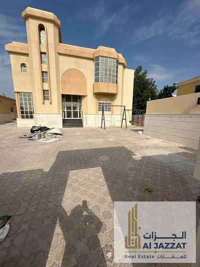 فیلا 6 غرف نوم للايجار في الياش، الشارقة - IMG-20250427-WA0068. jpg