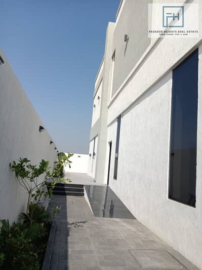 Elegant 5-Bedroom Villa for rent in Al Azra, Sharjah