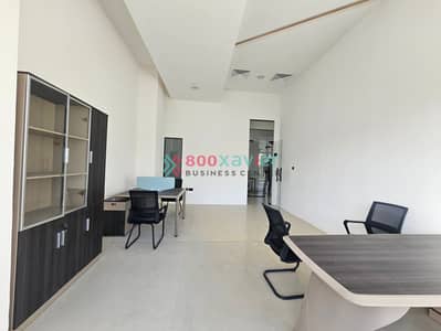 مکتب  للايجار في ديرة، دبي - 20250123_155649. jpg