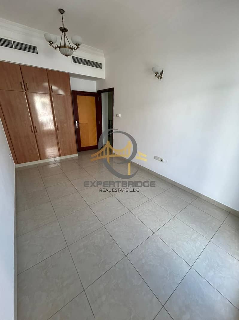 位于米尔德夫住宅区 3 卧室的别墅 130000 AED - 11225127 位于米尔德夫住宅区 3 卧室的别墅 130000 AED - 11225127