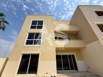 5 Bedroom Townhouse for Sale in Al Raha Gardens, Abu Dhabi - WhatsApp Image 2025-04-18 at 11.19. 50_32a17138. jpg