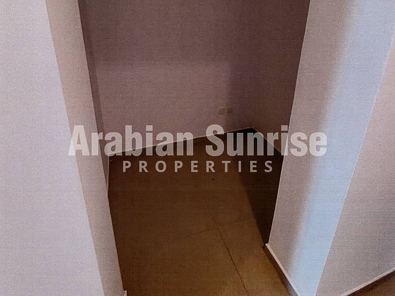 9 Gate Tower 3 -1BR-3213- laundry. jpg