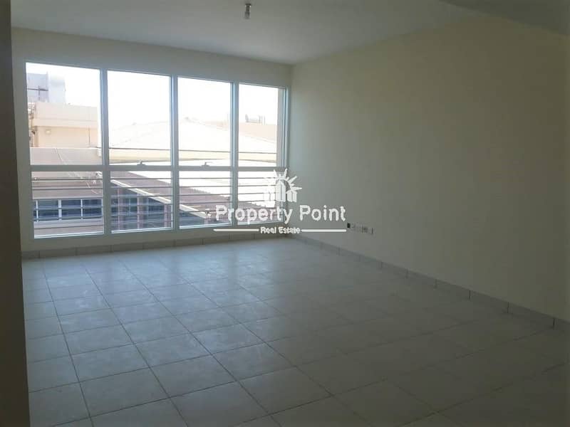 Move In Now. Great Location. Desirable 1 Bedroom Apartment w/ Parking and Facilities in Rawdhat Area