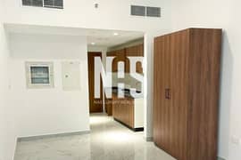 Modern studio /Upcoming end of May /with parking