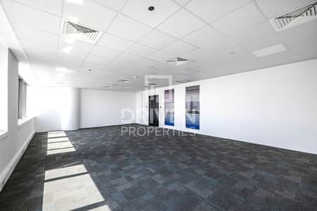 Office for Rent in Dubai Internet City, Dubai - New Fit out | Three offices Half Glass Partitions