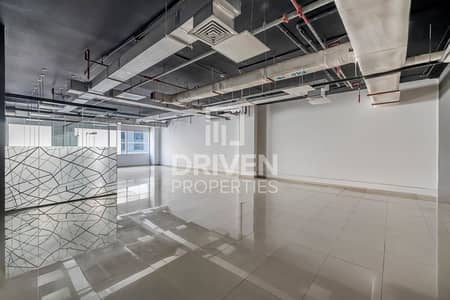 Office for Rent in Business Bay, Dubai - Vacant Office | Community View | 2 Cheques