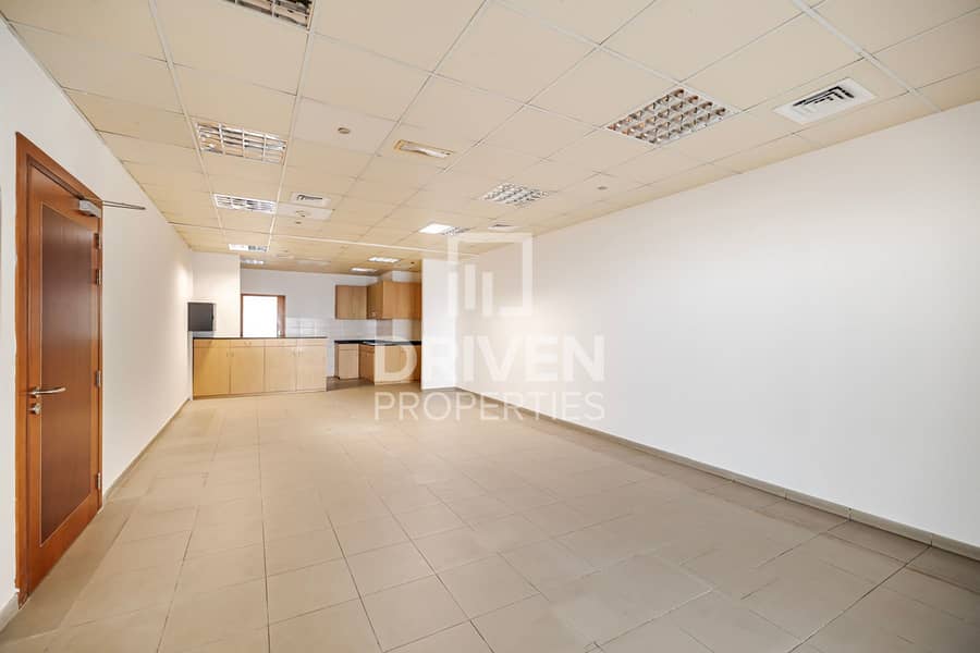 DDA Licensed | Full Glass Partitions | Sea View