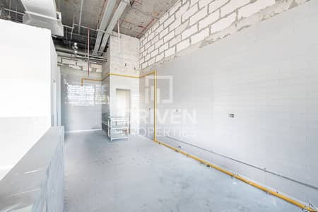 Shop for Rent in Jumeirah Lake Towers (JLT), Dubai - Retail Space for Rent In Prime Location
