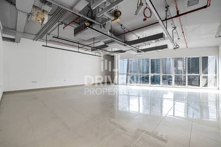 Office for Rent in Business Bay, Dubai - Close to Metro Station | Well Managed Office Space